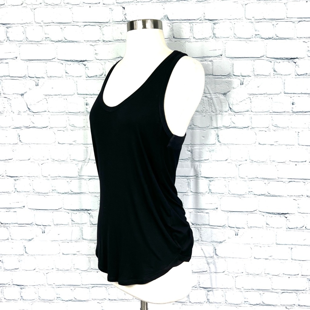 🔥2/$10 |•TROUVÉ•| Black Zip Up Racerback Scoop Neck Tank Top Size Small - Picture 3 of 11